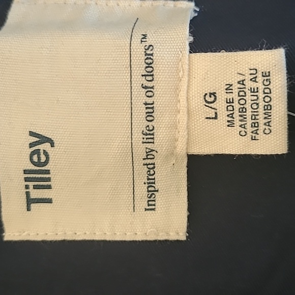 - Tilley unisex heavy buttom down shirt..new without tags - Picture 5 of 6